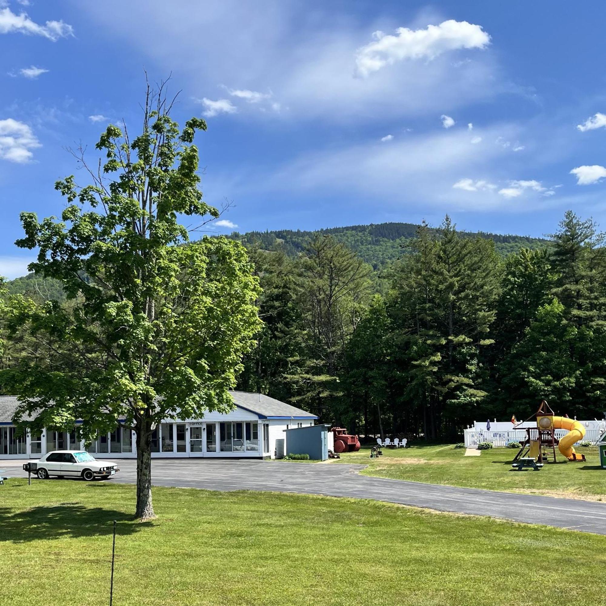 North Colony Motel And Cottages Бартлет Екстериор снимка